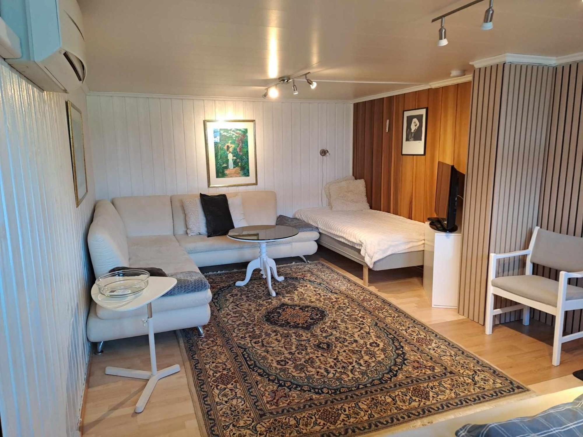 Apartment Tryms Vei 20A - Stor Leilighet คริสเตียนซานด์ ภายนอก รูปภาพ